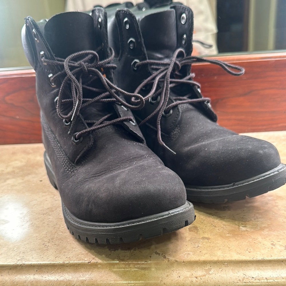 Timberland Boots Size 8 women’s